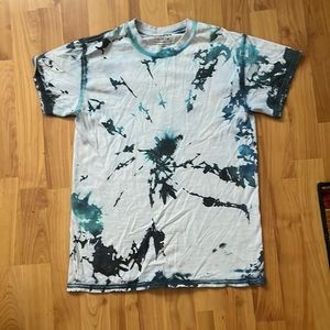 Tie-dye shirt blue,teal spiral pattern